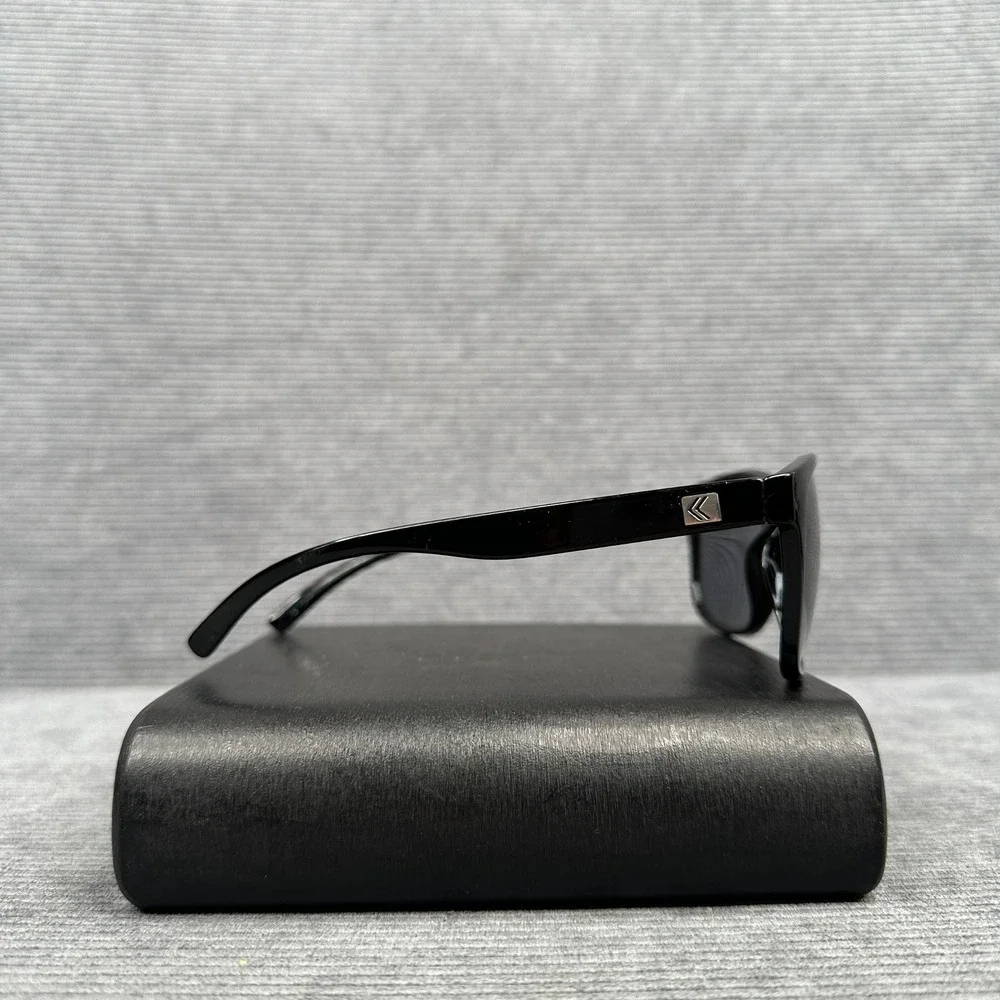 KREEDOM Region Sunglasses Black Plastic Frame Dark Tinted Lenses Logo Detail Y2k